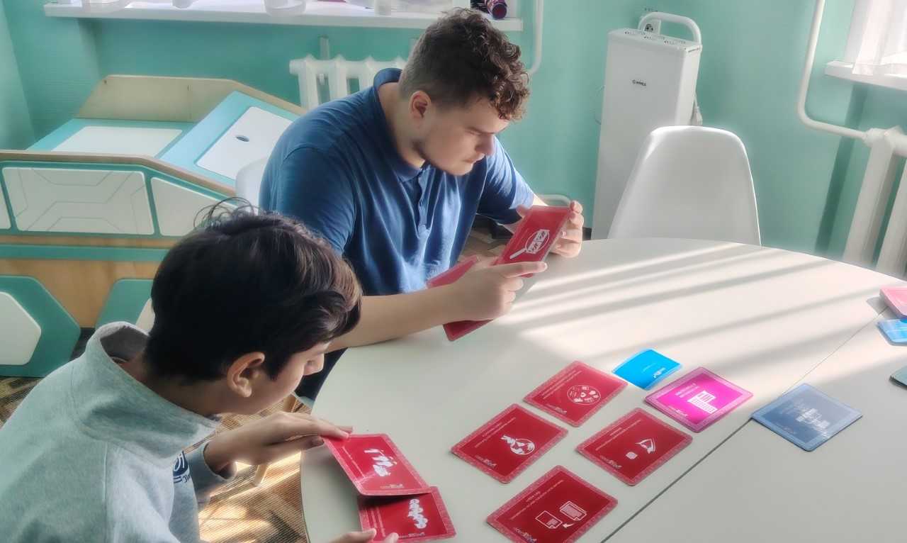 img 0